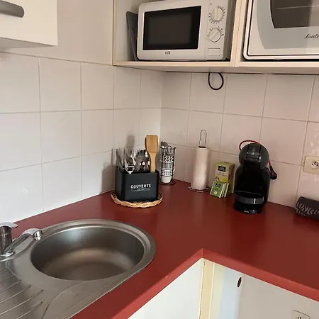Apartment F2 Moderne, Proche Gare, Terrasse Et Parking Prive *